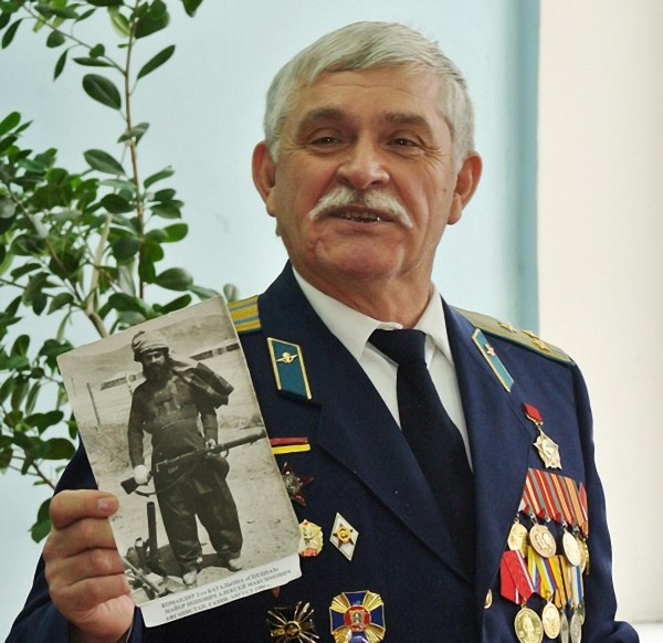 Полковник А.Попович02