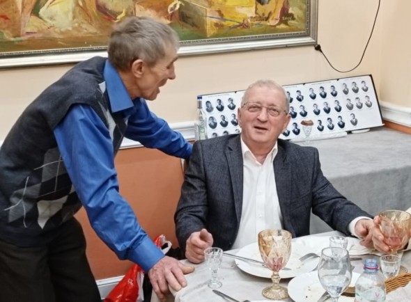 PHOTO-2025-12-13-08-31-17